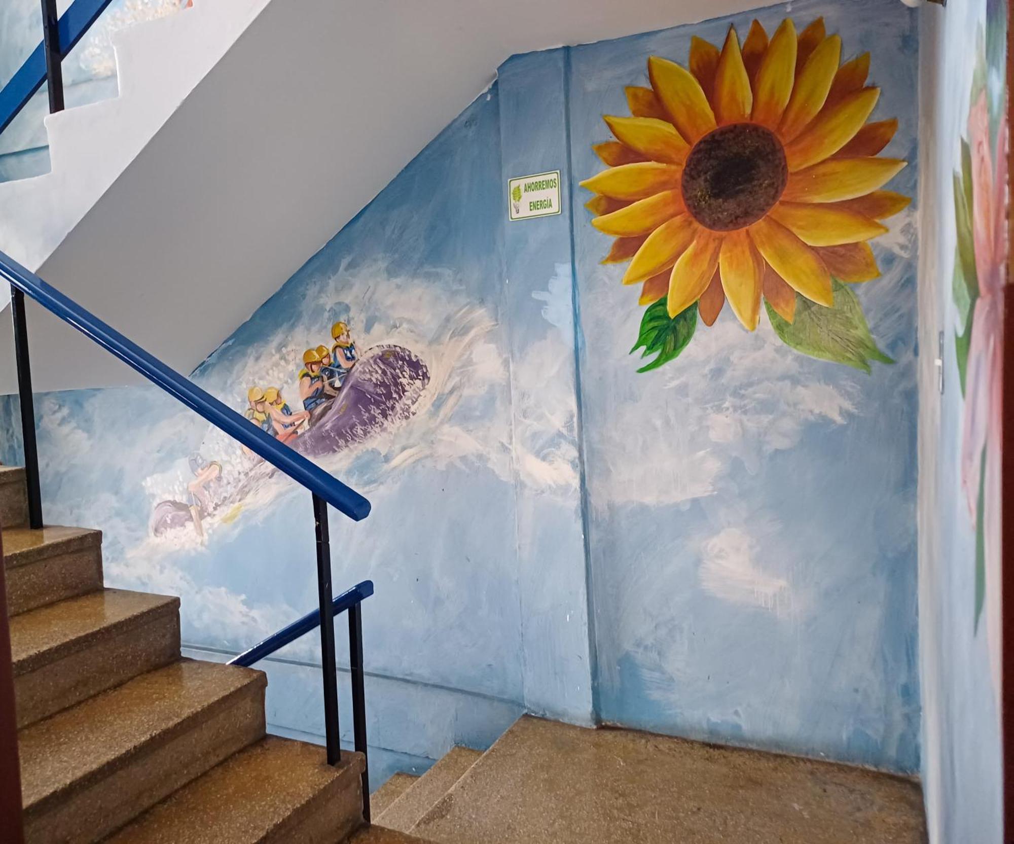The Quito Guest House With Yellow Balconies For Travellers Exterior foto